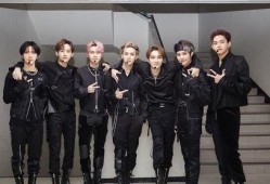 威神v最新爆料视频,揭秘神秘新曲及舞台造型大揭秘！